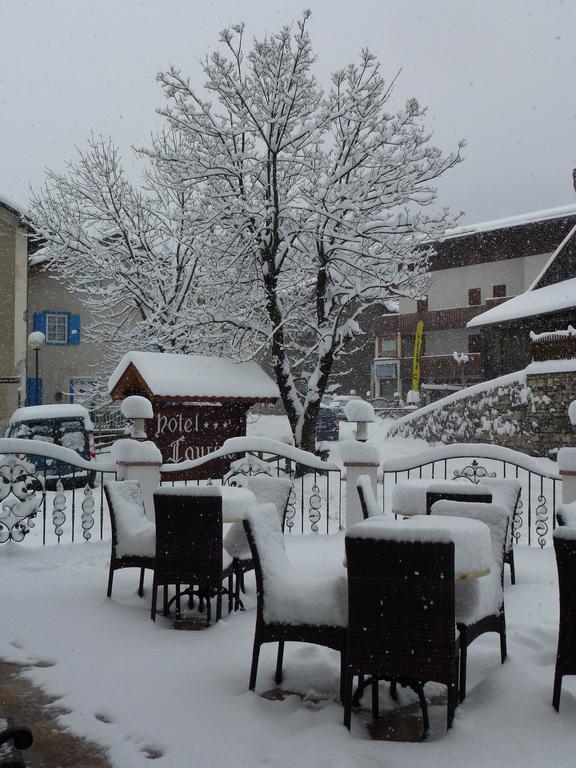 Hotel Laurino Pozza di Fassa Exterior photo